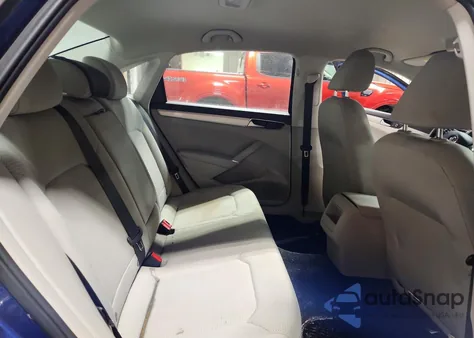 2016 Volkswagen Passat S from USA, damaged, VIN 1VWAT7A36GC004895